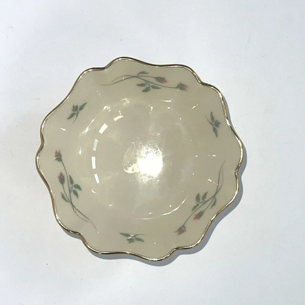 Lenox Rose Manor Bowl Dish Trinket Scalloped Gold Trim Ivory China USA 5.75